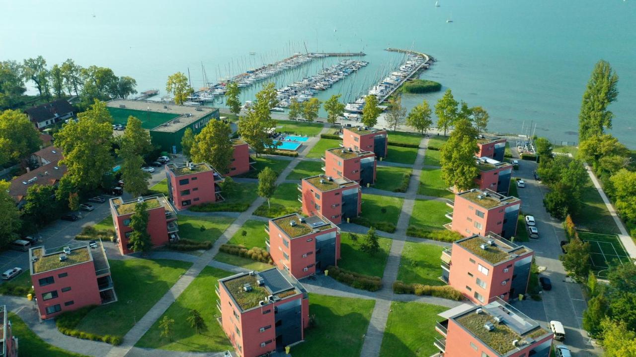 Prime Apartmans Balatonlelle Eksteriør bilde